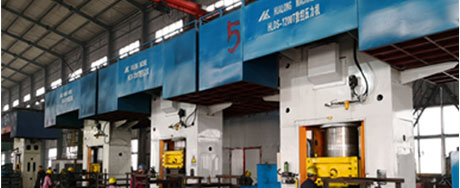 Refractory brick press