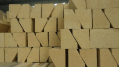 Analyze the reason of crack of high alumina brick