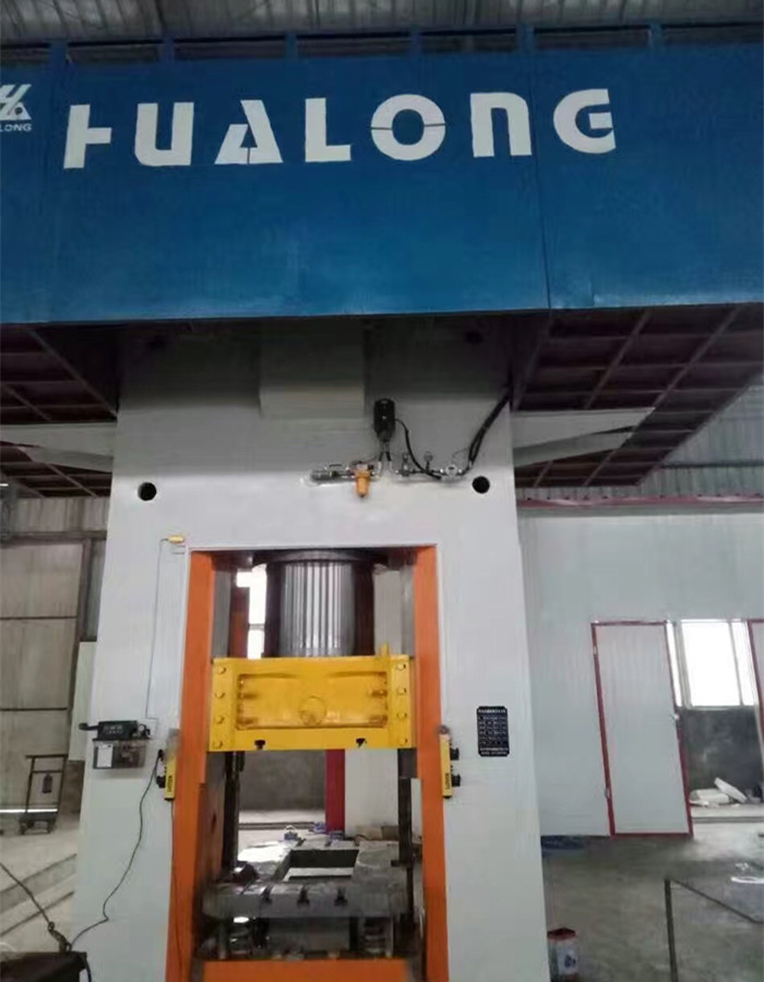 metal forging press 